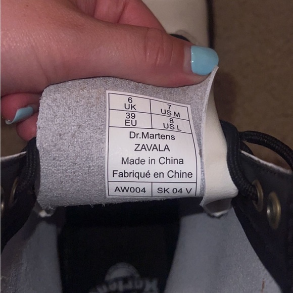 White Unisex Dr. Martens - Picture 3 of 4